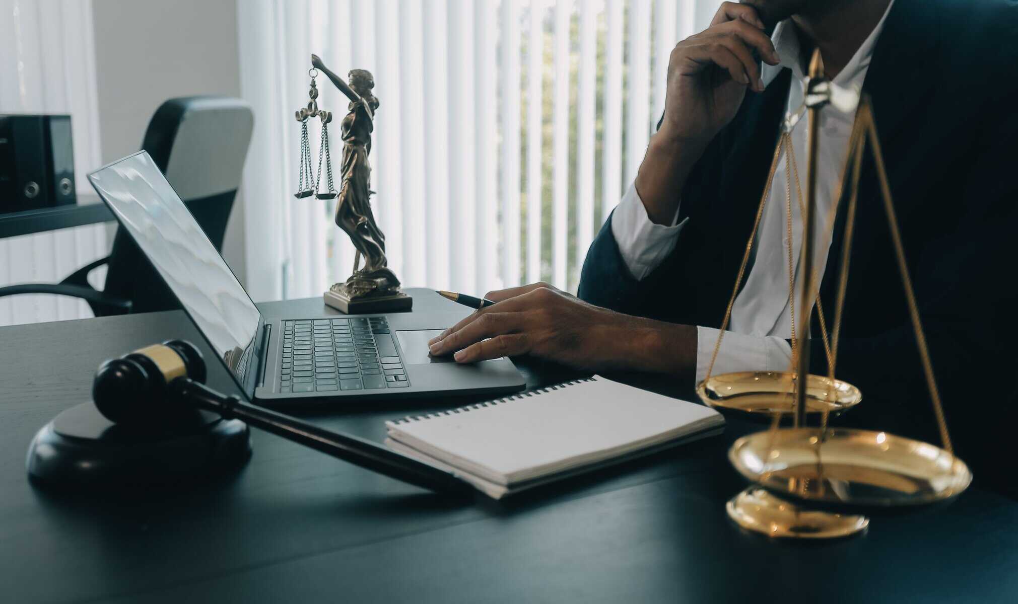 Comparison of Life Estate Deed vs Lady Bird Deed explained by a Florida estate planning attorney